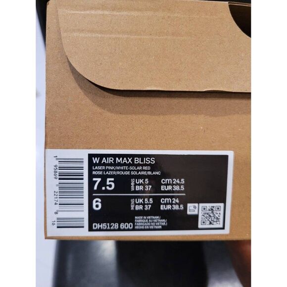 WOMENS NIKE AIR MAX BLISS SIZE 7.5 BRAND NEW IN BOX - NEVER WORN - Picture 12 of 12